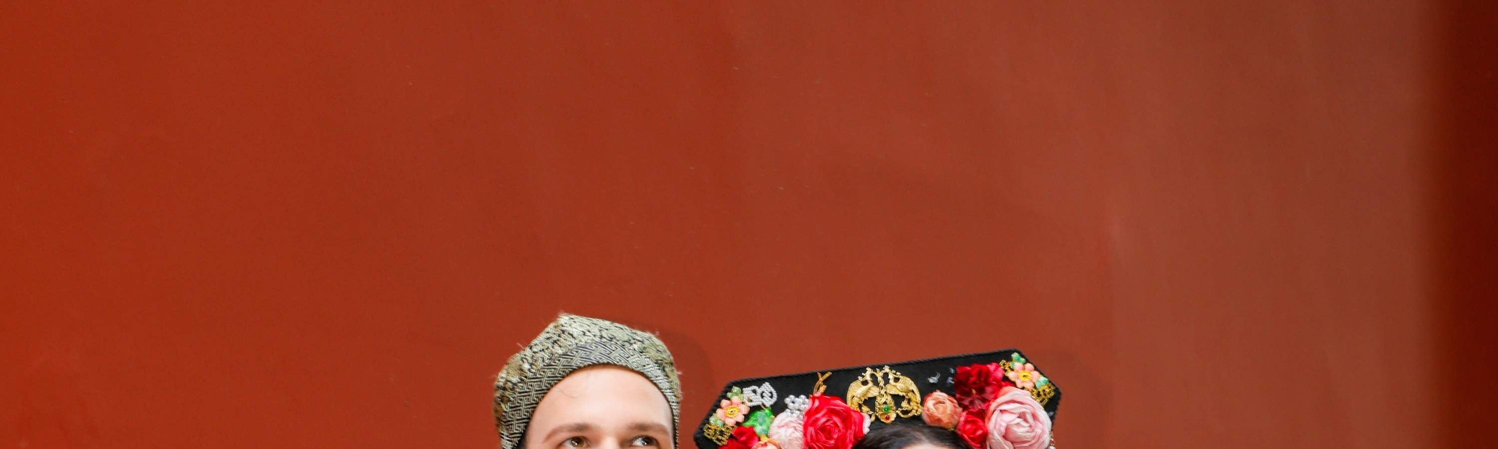 Esperienza di fotografia in costume tradizionale a Pechino [Abito a scelta + Trucco raffinato + Fotografo professionista]